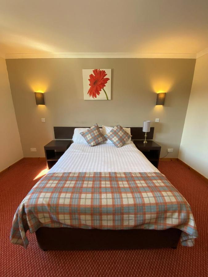 Highlander Hotel 'A Bespoke Hotel' Newtonmore Luaran gambar