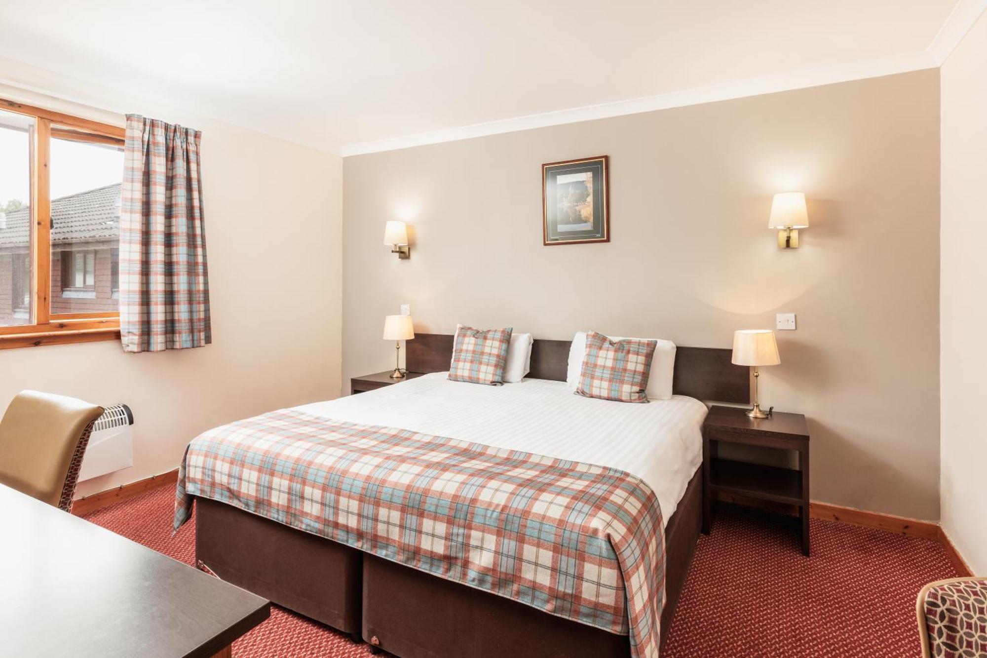 Highlander Hotel 'A Bespoke Hotel' Newtonmore Luaran gambar