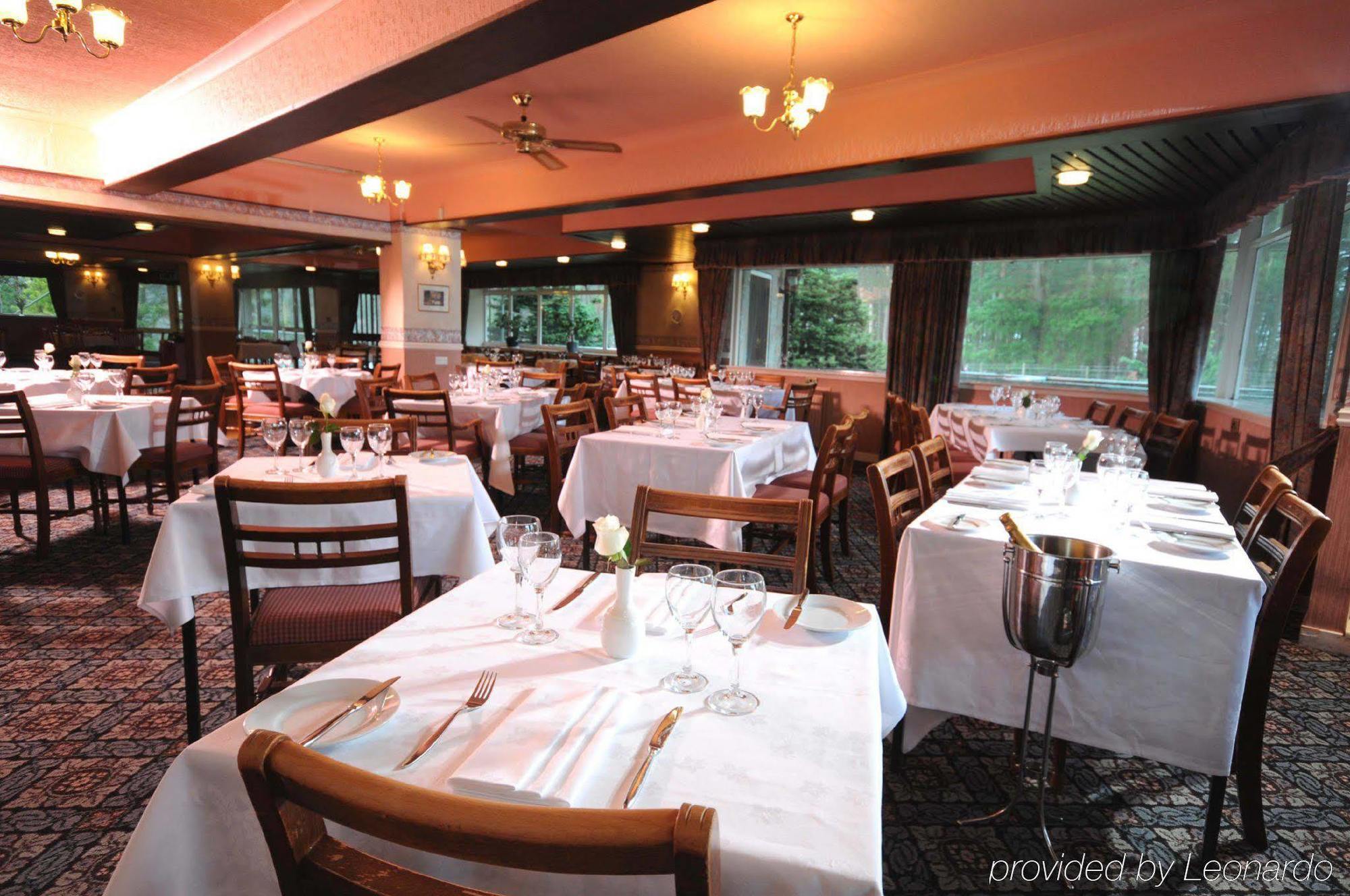 Highlander Hotel 'A Bespoke Hotel' Newtonmore Restoran gambar